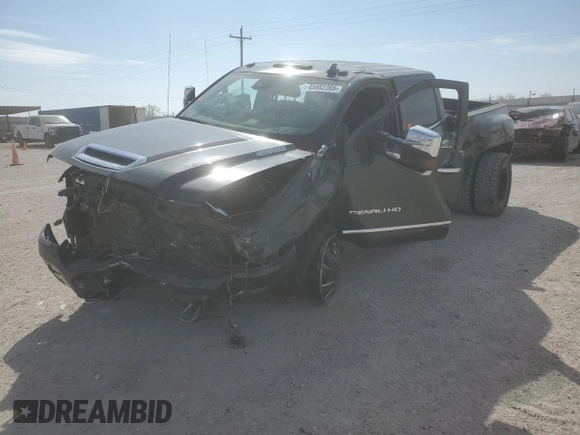 2019 GMC Sierra 3500HD Denali z VIN 1GT42WEY6KF163720, wystawiony jako Copart lot #56526725 z przebiegiem Nie podano mil oraz Szkody całkowita. Historia ofert i sprzedaży dostępna na DreamBid. Obrazek 1.