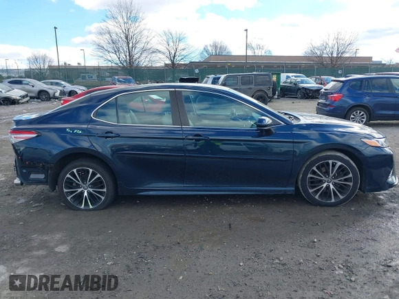 2018 Toyota Camry LE with VIN 4T1B11HK2JU598860, listed as a IAAI auction lot 41493633 with 74,480 mi miles. Bid and sale history available at carsss.com. Image 13.