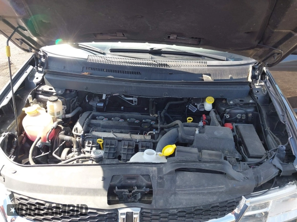2018 Dodge Journey SE with VIN 3C4PDCAB3JT506088, listed as a IAAI auction lot 41969875 with 47,567 mi miles and . Bid and sale history available at carsss.com. Image 10.