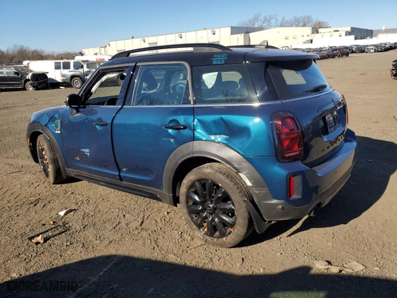 2022 MINI Countryman Cooper S with VIN WMZ83BR07N3N43716, listed as a Copart auction lot 81230014 with 0 mi miles and Salvage Title. Bid and sale history available at carsss.com. Image 2.