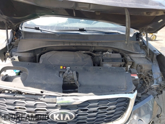 2019 Kia Sorento LX z VIN 5XYPGDA59KG448942, wystawiony jako IAAI lot #42333673 z przebiegiem 172 581 mil mil oraz . Historia ofert i sprzedaży dostępna na DreamBid. Obrazek 10.
