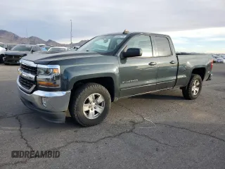 2017 Chevrolet Silverado 1500 LT with VIN 1GCRCREC5HZ173218, listed as a Copart auction lot 84840774 with 182,136 mi miles and Salvage Title. Bid and sale history available at DreamBid. Image 1.