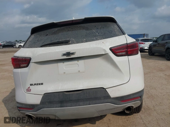 2024 Chevrolet Blazer LT с VIN 3GNKBDR43RS210038, выставлен на аукционе IAAI как лот 42144722 с пробегом 10 862 миль миль и . История ставок и продаж доступна на DreamBid. Изображение 17.