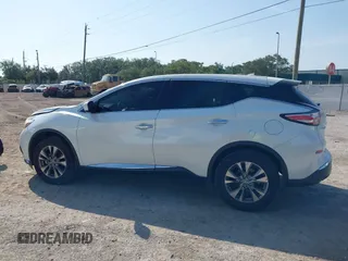 2015 Nissan Murano Platinum z VIN 5N1AZ2MH6FN271481, wystawiony jako IAAI lot #42154544 z przebiegiem 100 623 mil mil oraz . Historia ofert i sprzedaży dostępna na DreamBid. Obrazek 14.