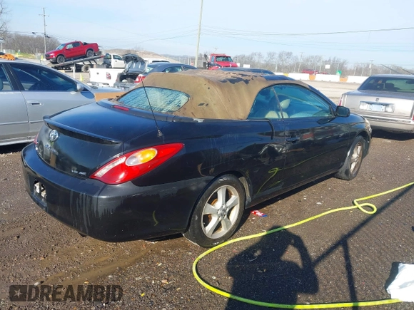2004 Toyota Solara SE with VIN 4T1FA38P94U028268, listed as a IAAI auction lot 41233979 with 248,965 mi miles and . Bid and sale history available at carsss.com. Image 4.