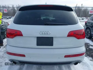 2012 Audi Q7 3.0T S line with VIN WA1DGAFE8CD010319, listed as a IAAI auction lot 41649288 with 148,379 mi miles. Bid and sale history available at carsss.com. Image 17.