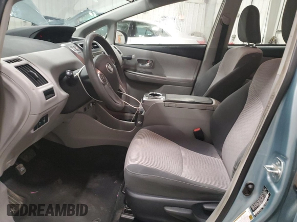 2015 Toyota Prius Two with VIN JTDZN3EU0FJ026767, listed as a Copart auction lot 54426645 with 184,771 mi miles and Clean Title. Bid and sale history available at DreamBid. Image 7.
