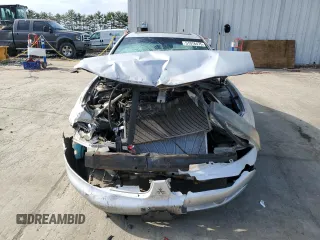 2002 Mitsubishi Galant ES with VIN 4A3AA46G62E163350, listed as a Copart auction lot 51076475 with 205,931 mi miles and Salvage Title. Bid and sale history available at carsss.com. Image 5.