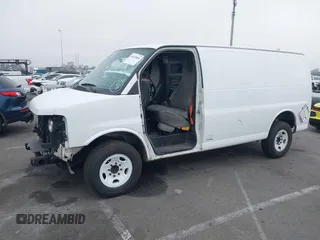 2012 GMC Savana Cargo Van with VIN 1GTW7FCA0C1191818, listed as a IAAI auction lot 41473004 with 184,779 mi miles. Bid and sale history available at carsss.com. Image 2.