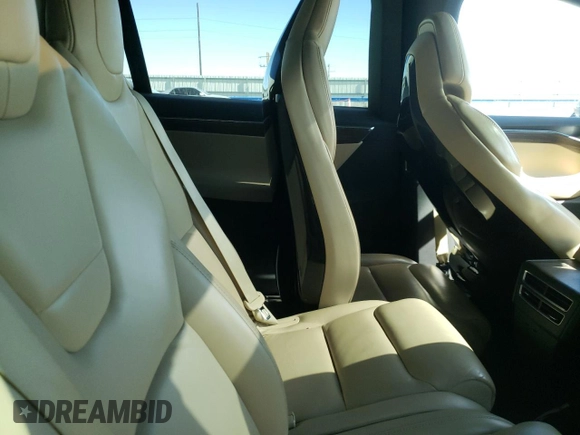 2016 Tesla Model X 70D with VIN 5YJXCAE29GF004033, listed as a Copart auction lot 49673975 with 220,259 mi miles and Salvage Title. Bid and sale history available at DreamBid. Image 10.