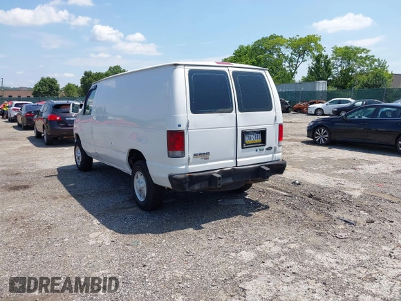 2014 Ford Econoline Cargo Commercial with VIN 1FTNE2EWXEDA81007, listed as a IAAI auction lot 42693549 with 117,457 mi miles and . Bid and sale history available at DreamBid. Image 3.