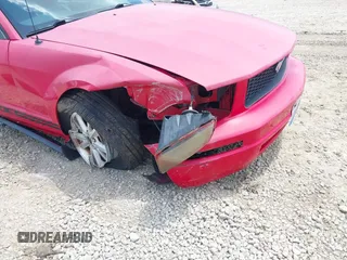 2007 Ford Mustang Deluxe with VIN 1ZVFT84N375235279, listed as a IAAI auction lot 42580211 with 57,791 mi miles and . Bid and sale history available at DreamBid. Image 6.