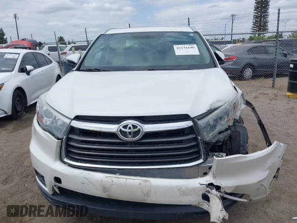 2015 Toyota Highlander XLE z VIN 5TDKKRFH0FS076120, wystawiony jako IAAI lot #42131646 z przebiegiem 117 623 mil mil oraz . Historia ofert i sprzedaży dostępna na DreamBid. Obrazek 12.