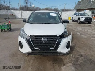 2024 Nissan Kicks S with VIN 3N1CP5BV0RL595059, listed as a IAAI auction lot 41800445 with 590 mi miles. Bid and sale history available at carsss.com. Image 12.