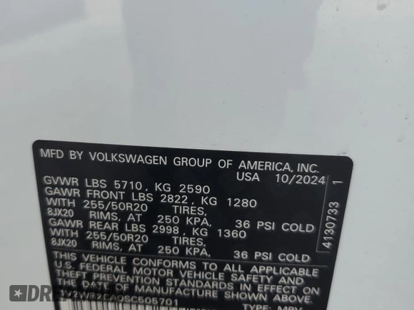 2025 Volkswagen Atlas SE with VIN 1V2WR2CA0SC505701, listed as a Copart auction lot 58421425 with 16,211 mi miles and Clean title. Bid and sale history available at DreamBid. Image 13.