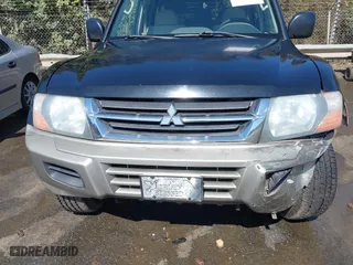 2002 Mitsubishi Montero XLS with VIN JA4MW31R52J070132, listed as a IAAI auction lot 41782522 with 92,575 mi miles. Bid and sale history available at carsss.com. Image 17.