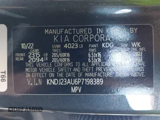 2023 Kia Soul LX with VIN KNDJ23AU6P7198389, listed as a IAAI auction lot 42057844 with 34,586 mi miles. Bid and sale history available at carsss.com. Image 9.