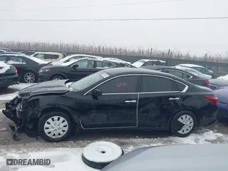 2018 Nissan Altima 2.5 SL with VIN 1N4AL3APXJC106616, listed as a IAAI auction lot 41468070 with 168,735 mi miles. Bid and sale history available at carsss.com. Image 14.