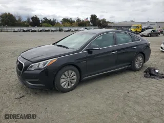 2017 Hyundai Sonata Hybrid SE with VIN KMHE24L10HA051477, listed as a Copart auction lot 54892205 with 108,687 mi miles and Clean Title. Bid and sale history available at carsss.com. Image 1.
