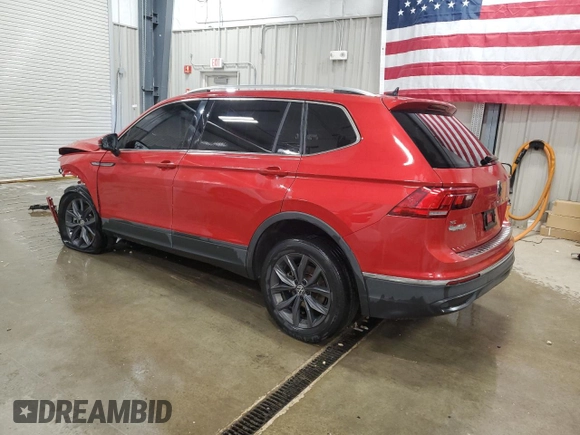 2022 Volkswagen Tiguan SE with VIN 3VV2B7AX2NM039833, listed as a Copart auction lot 66124675 with 43,536 mi miles and Clean title. Bid and sale history available at DreamBid. Image 2.