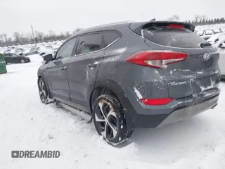 2018 Hyundai Tucson Sport z VIN KM8J3CAL2JU783060, wystawiony jako IAAI lot #41572044 z przebiegiem 83 580 mil mil oraz . Historia ofert i sprzedaży dostępna na DreamBid. Obrazek 3.
