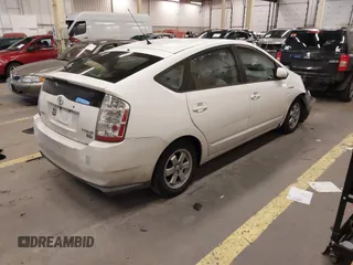 2007 Toyota Prius with VIN JTDKB20U677677976, listed as a IAAI auction lot 41777887 with 211,290 mi miles. Bid and sale history available at carsss.com. Image 4.