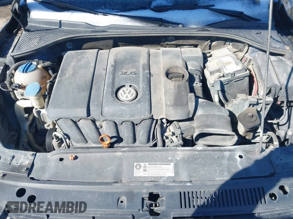 2012 Volkswagen Passat SE with VIN 1VWBP7A38CC034225, listed as a IAAI auction lot 41617236 with 188,995 mi miles and . Bid and sale history available at DreamBid. Image 10.