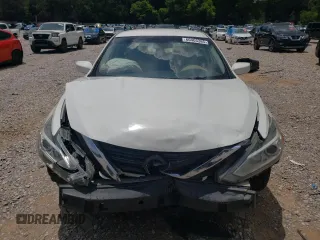 2016 Nissan Altima S with VIN 1N4AL3AP8GN383889, listed as a Copart auction lot 60405385 with 206,509 mi miles and Salvage title. Bid and sale history available at DreamBid. Image 5.