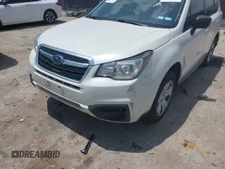 2018 Subaru Forester z VIN JF2SJAAC0JG456885, wystawiony jako IAAI lot #42447740 z przebiegiem 73 768 mil mil oraz . Historia ofert i sprzedaży dostępna na DreamBid. Obrazek 6.