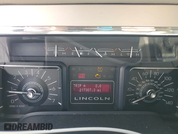 2007 Lincoln Navigator with VIN 5LMFU27567LJ12959, listed as a Copart auction lot 61891815 with 217,307 mi miles and Salvage title. Bid and sale history available at DreamBid. Image 9.