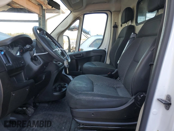 2020 Ram ProMaster Cargo with VIN 3C6TRVAG4LE138882, listed as a Copart auction lot 47901255 with 141,622 mi miles and Clean Title. Bid and sale history available at DreamBid. Image 7.