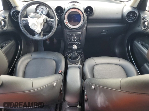 2013 MINI Countryman with VIN WMWZB3C5XDWM31715, listed as a Copart auction lot 57028565 with 95,453 mi miles and Salvage title. Bid and sale history available at DreamBid. Image 8.