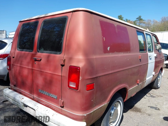 1993 Dodge Cargo with VIN 2B7HB21Y4PK505450, listed as a IAAI auction lot 42082006 with 68,945 mi miles. Bid and sale history available at carsss.com. Image 4.