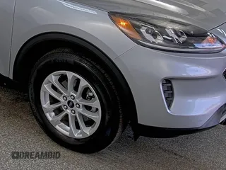 2022 Ford Escape SE with VIN 1FMCU9G65NUB41402, listed as a IAAI auction lot 42733931 with 62,151 mi miles and . Bid and sale history available at DreamBid. Image 19.