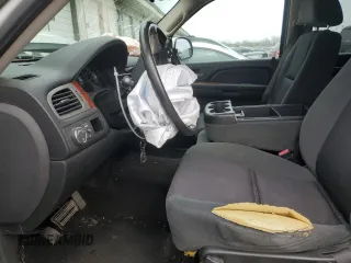 2009 GMC Yukon SLE w/3SA with VIN 1GKFC23C39R127163, listed as a Copart auction lot 85789904 with 186,725 mi miles and Salvage Title. Bid and sale history available at carsss.com. Image 7.