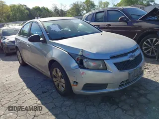 2014 Chevrolet Cruze LS with VIN 1G1PA5SH1E7377102, listed as a IAAI auction lot 41947131 with 169,131 mi miles. Bid and sale history available at carsss.com. Image 1.