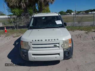 2008 Land Rover LR3 HSE with VIN SALAG25488A457855, listed as a IAAI auction lot 41804106 with 235,664 mi miles. Bid and sale history available at carsss.com. Image 6.