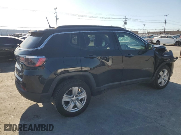 2022 Jeep Compass Latitude with VIN 3C4NJDBB6NT151038, listed as a Copart auction lot 46292775 with 29,912 mi miles and Salvage Title. Bid and sale history available at DreamBid. Image 3.