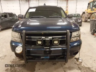 2010 Chevrolet Tahoe LS с VIN 1GNMCAE09AR233659, выставлен на аукционе IAAI как лот 41961238 с пробегом 176 958 миль миль и . История ставок и продаж доступна на DreamBid. Изображение 6.