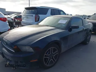 2014 Ford Mustang V6 with VIN 1ZVBP8AM3E5309764, listed as a IAAI auction lot 42169169 with 175,973 mi miles and . Bid and sale history available at DreamBid. Image 18.