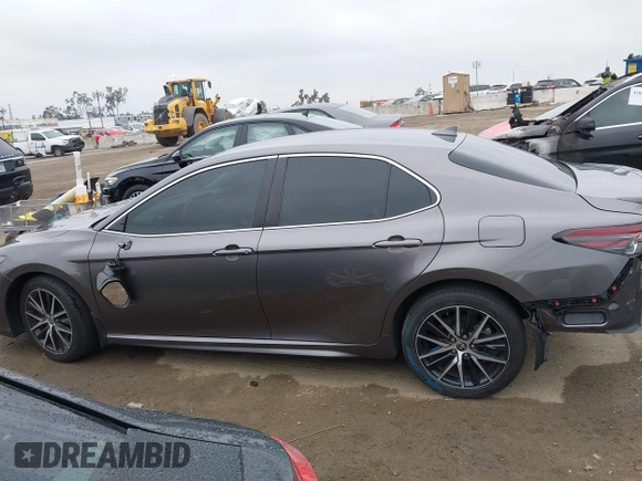 2022 Toyota Camry SE with VIN 4T1G11AK2NU674888, listed as a IAAI auction lot 41883188 with 41,566 mi miles and . Bid and sale history available at DreamBid. Image 15.