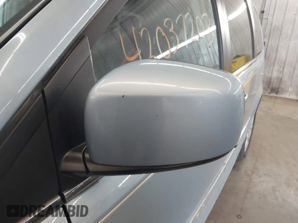 2013 Chrysler Town & Country Touring with VIN 2C4RC1BG9DR705471, listed as a IAAI auction lot 42037203 with 313,822 mi miles. Bid and sale history available at carsss.com. Image 12.
