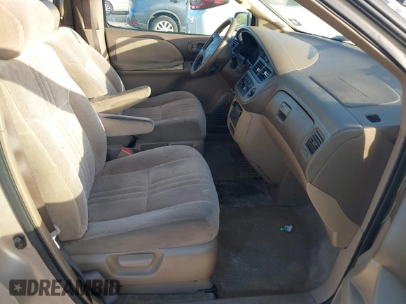 2003 Toyota Sienna CE with VIN 4T3ZF19C23U534111, listed as a IAAI auction lot 41951281 with 281,361 mi miles. Bid and sale history available at carsss.com. Image 5.