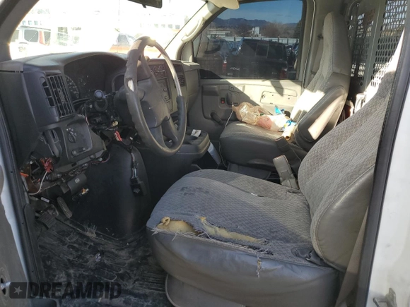 2006 Chevrolet Express Cargo Van with VIN 1GCGG25V061150767, listed as a Copart auction lot 83772754 with Not Provided miles and Non Repairable. Bid and sale history available at carsss.com. Image 7.