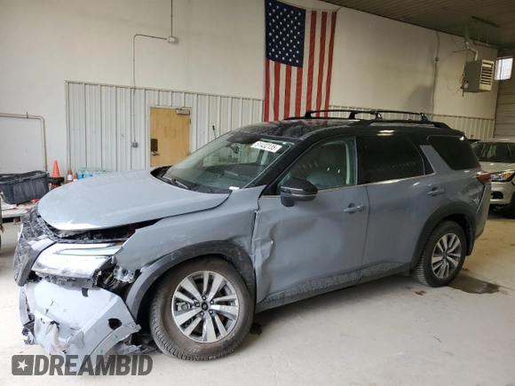 2023 Nissan Pathfinder SL z VIN 5N1DR3CC5PC220513, wystawiony jako Copart lot #51432135 z przebiegiem 42 263 mil mil oraz Szkoda całkowita • Salvage title. Historia ofert i sprzedaży dostępna na DreamBid. Obrazek 1.