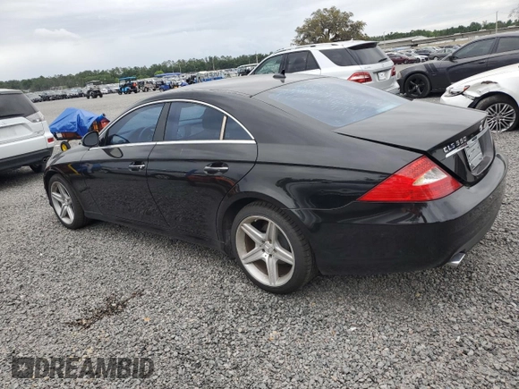 2008 Mercedes-Benz CLS 550 z VIN WDDDJ72X98A131361, wystawiony jako Copart lot #52164835 z przebiegiem 212 709 mil mil oraz Szkoda całkowita • Salvage title. Historia ofert i sprzedaży dostępna na DreamBid. Obrazek 2.