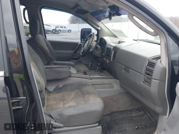 2004 Nissan Titan LE with VIN 1N6AA07B24N524572, listed as a IAAI auction lot 41173741 with 276,755 mi miles and . Bid and sale history available at DreamBid. Image 5.