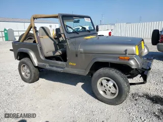 1988 Jeep Wrangler Sahara with VIN 2BCCV8121JB525518, listed as a Copart auction lot 71491994 with 252,317 mi miles and Salvage Title. Bid and sale history available at carsss.com. Image 4.