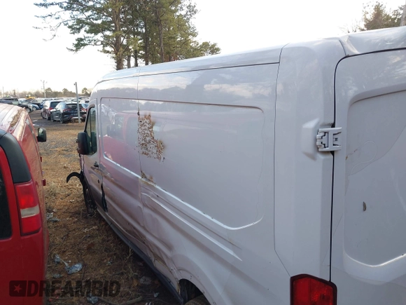 2018 Ford Transit with VIN 1FTBW2CM3JKA90543, listed as a IAAI auction lot 41439788 with 83,135 mi miles and . Bid and sale history available at DreamBid. Image 13.