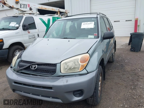 2005 Toyota RAV4 with VIN JTEHD20V350054927, listed as a IAAI auction lot 41913257 with 216,442 mi miles. Bid and sale history available at carsss.com. Image 17.